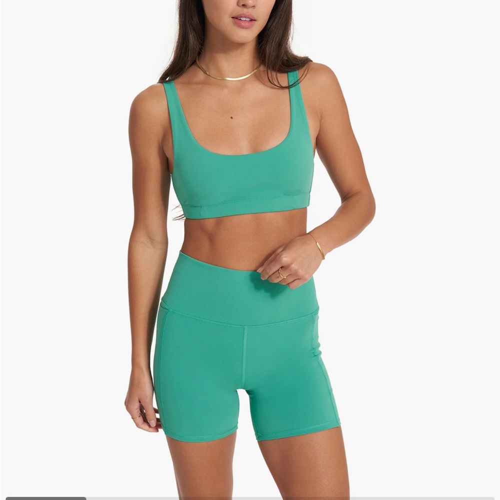 Vuori Studio Pocket Short - Bergamot